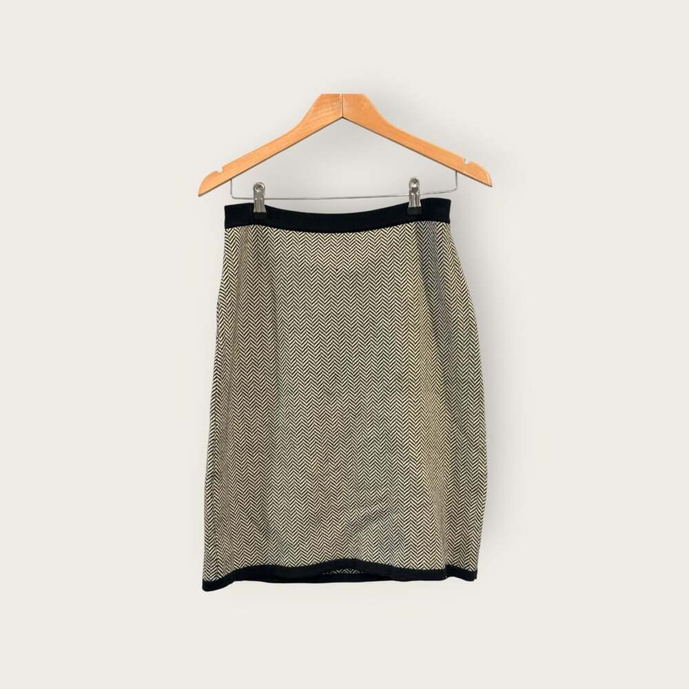 Kate Hill Black and White Herringbone Knit Pencil Skirt